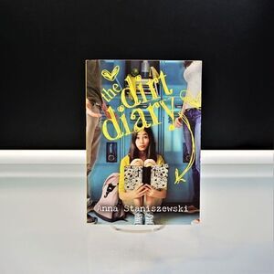The Dirt Diary by Anna Staniszewski 2014 Scholastic Edition Paperback Juvenile